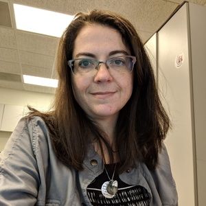 Meet your Posher, Leigh